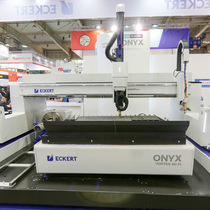 onyx cnc cutting machine front view